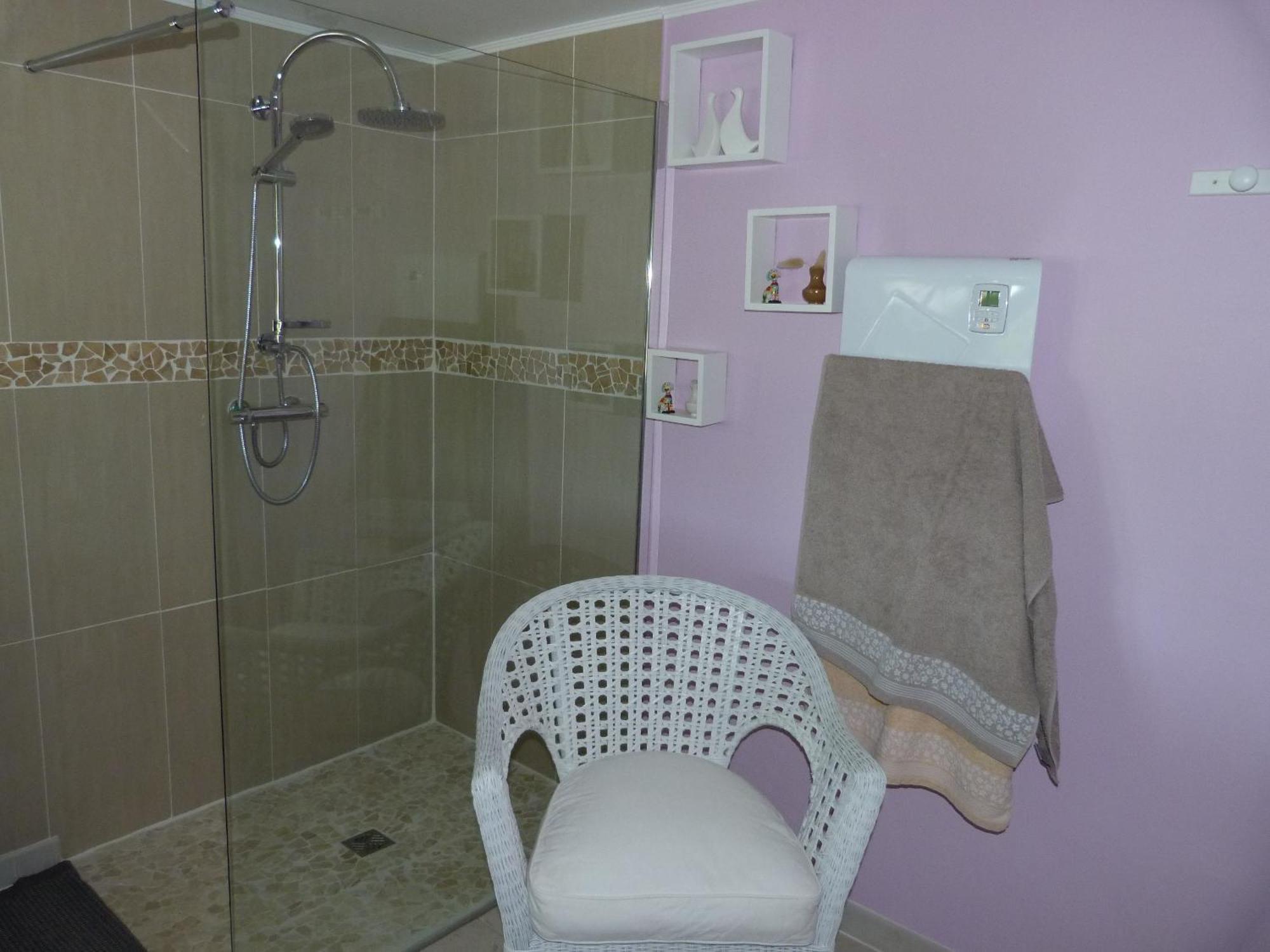 Bed and breakfast Le Clos D'emeline Sainte-Terre